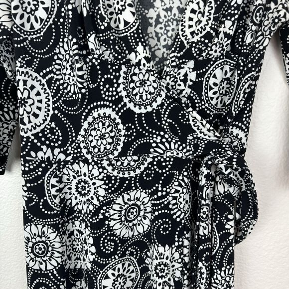 Harold’s Floral Mandala Midi Wrap Dress 3/4 Sleeve Black White 0 - Picture 14 of 16